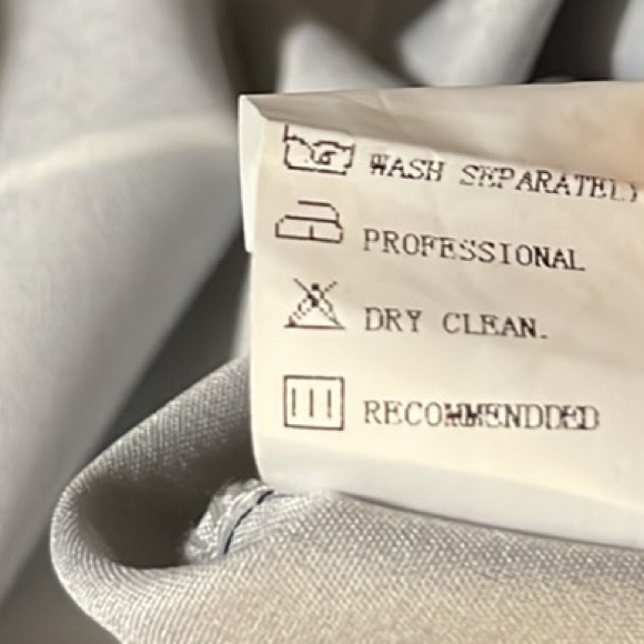 NoraCora, Circle & Line Print, Multi Color, V-Neck, Short Sleeve Top, Size L - Picture 8 of 8